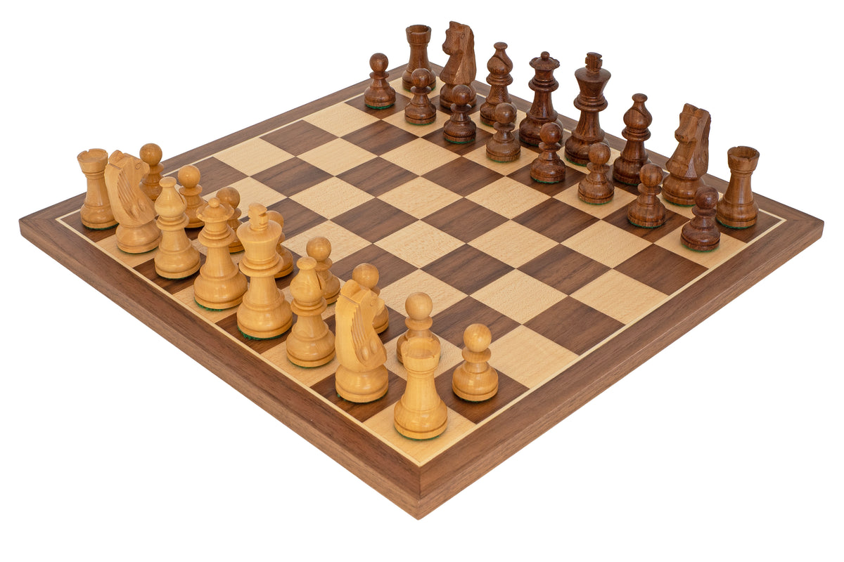 Down Head Knight Academy: Small Chess Set