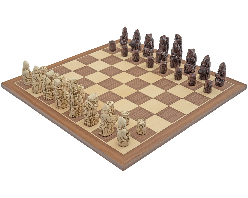 The Berkeley Chess Medieval Russet And Walnut Chess Set